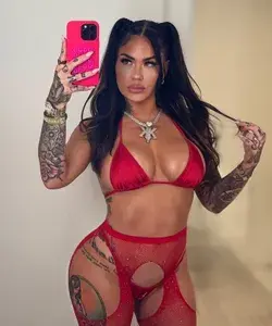 Karmen Karma ❣️ profile