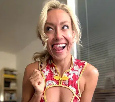 𝑩𝒐𝒎𝒃𝒔𝒉𝒆𝒍𝒍 𝑾𝒊𝒇𝒆 𝑨𝒎𝒚 ❤️‍🔥 profile