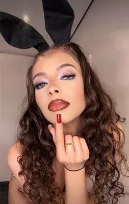 Goddess Ice 🎀🐇❄️ profile