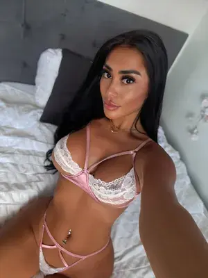 Ava Moss [FREE access] profile