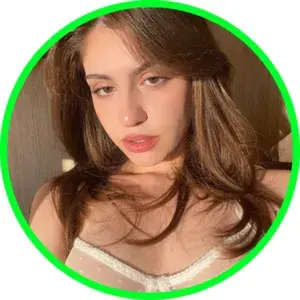 🎀ᴇᴍɪʟʏ ᴅᴏʟʟ profile